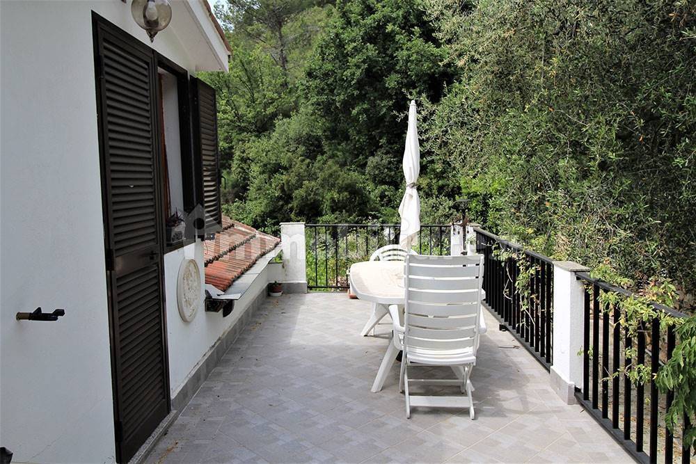 Camporosso villa for sale 475 imp 44033 001