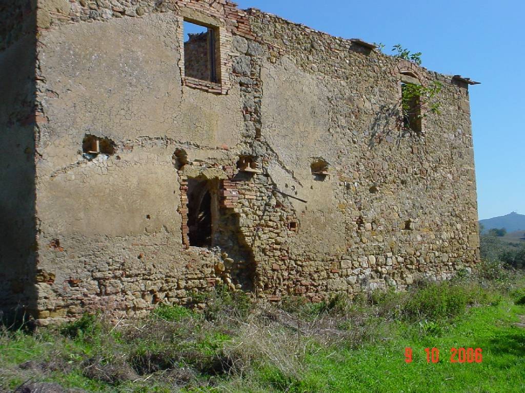 tuscania_174783_w6cc.jpg