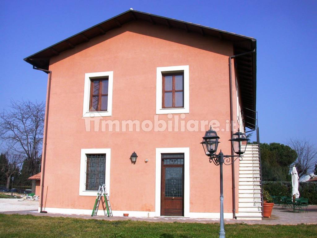 Laboratorio Via Della Bufalotta 663 Roma Rif 103892243 Immobiliare it laboratorio-via-della-bufalotta-663-roma-rif-103892243-immobiliare-it