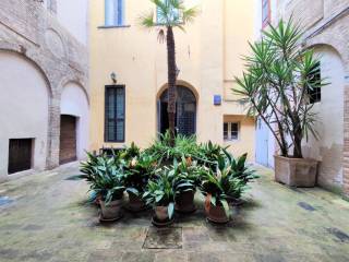 cortile interno (1)