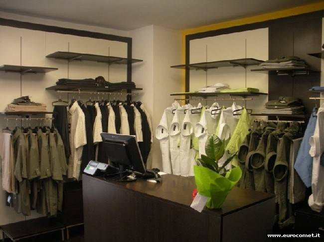 1_negozio_abbigliamento_4.jpg