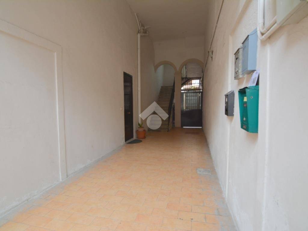 ingresso condominiale