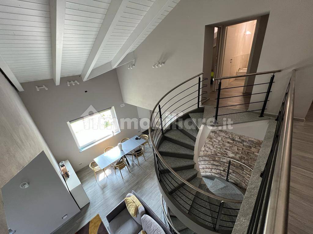 vista da balconata soggiorno