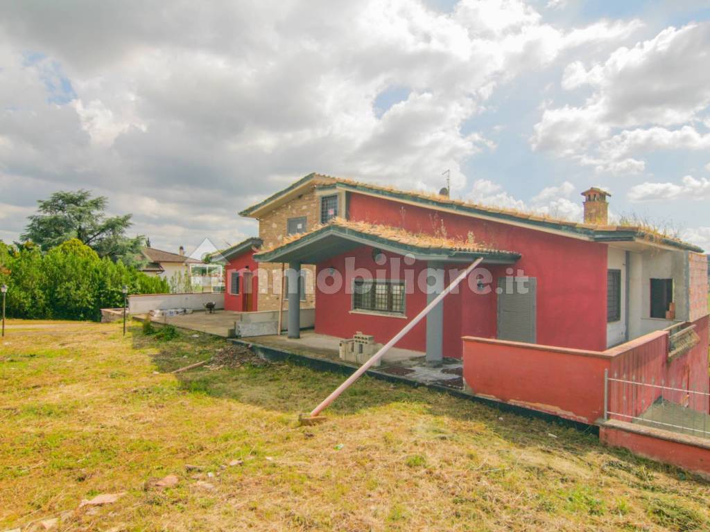 Vendita Appartamento Fonte Nuova. Quadrilocale in via degli ulivi 28. Nuovo, piano terra, posto Vendita Appartamento Fonte Nuova. Quadrilocale in via degli ulivi 28. Nuovo, piano terra, posto