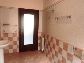 Bagno con vasca (2)