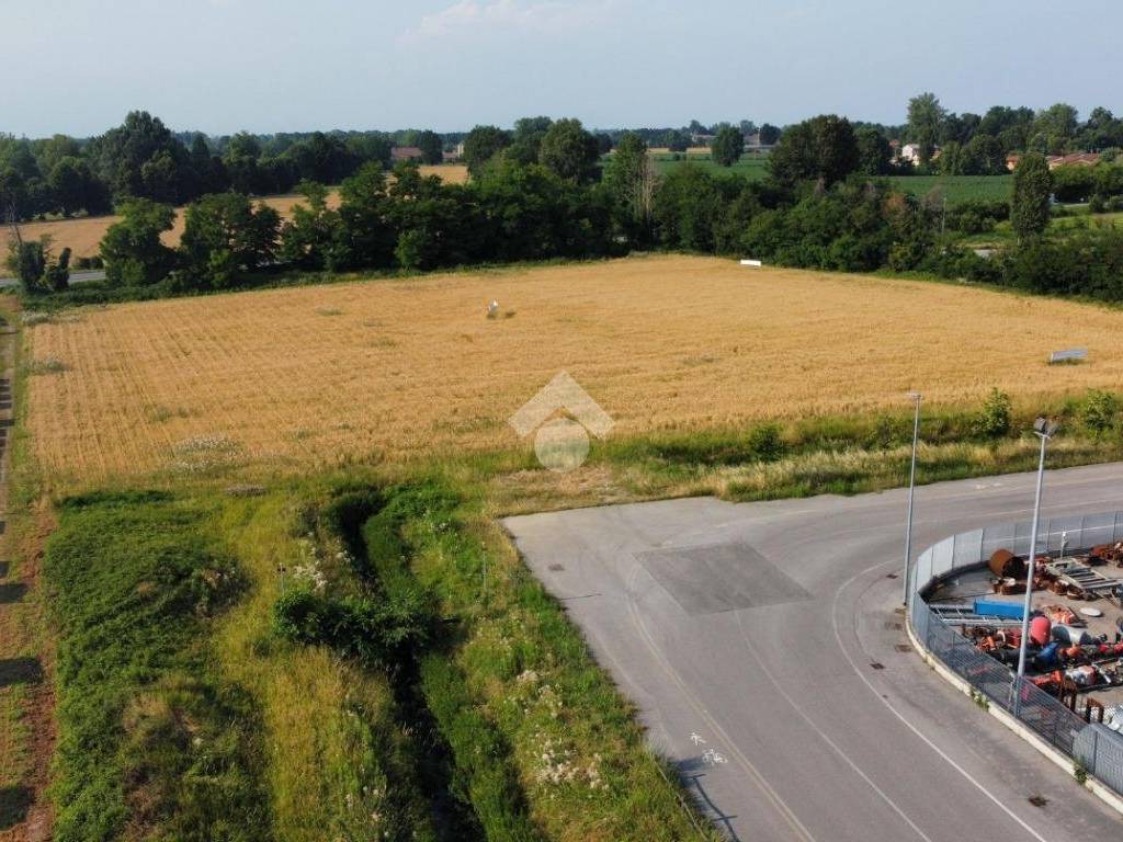 Terreno edificabile via delle economie, gadesco-pieve delmona