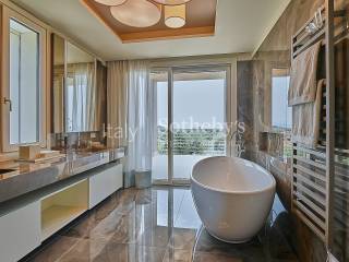 Bagno en suite con vista