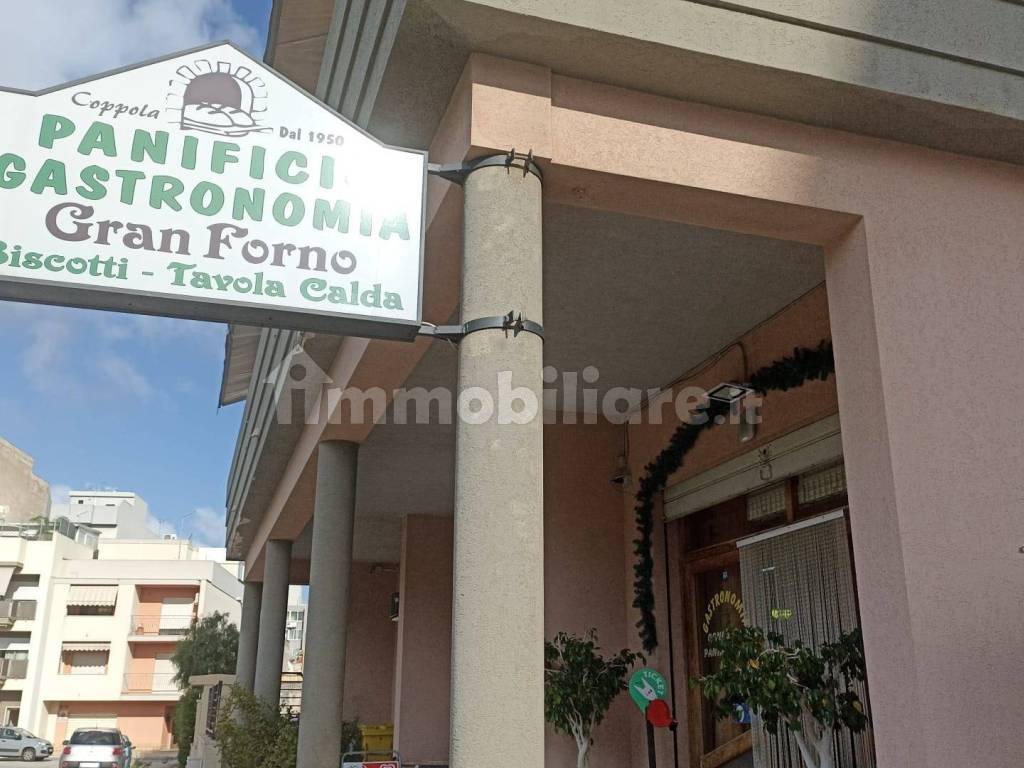 Panificio viale Barbara Rizzo G. e San Asta 8, Trapani, Rif. 104253377 -  Immobiliare.it