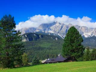 Foto - Vendita villa con giardino, Cortina d'Ampezzo, Dolomiti Bellunesi