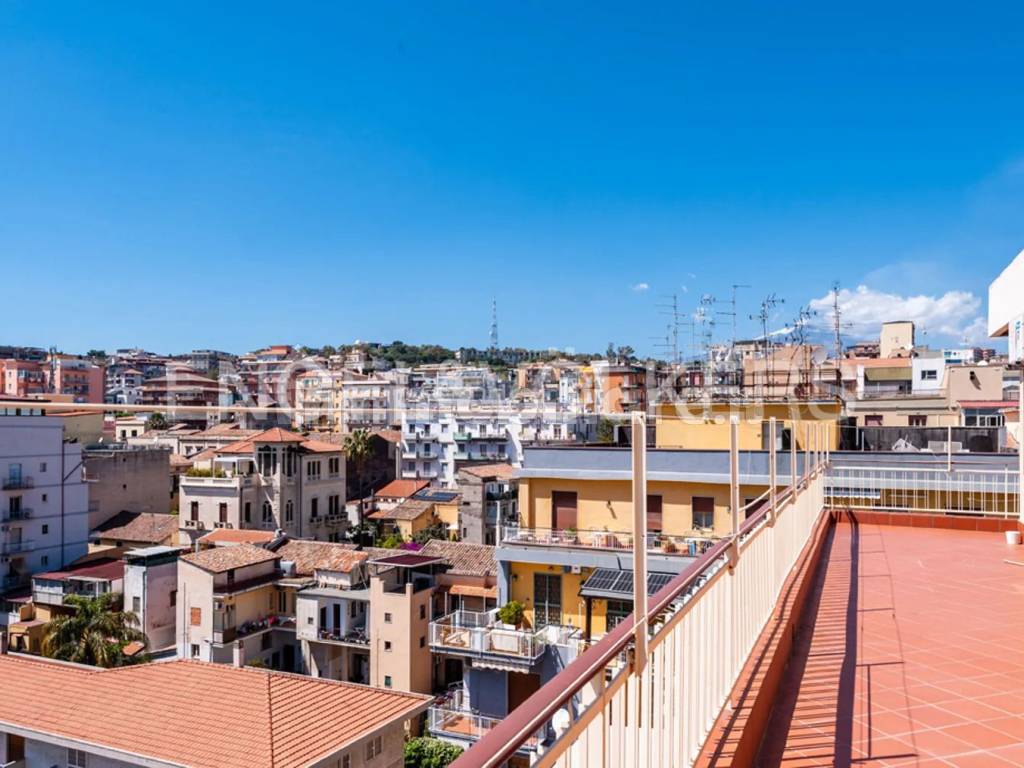 Balcone terrazzato