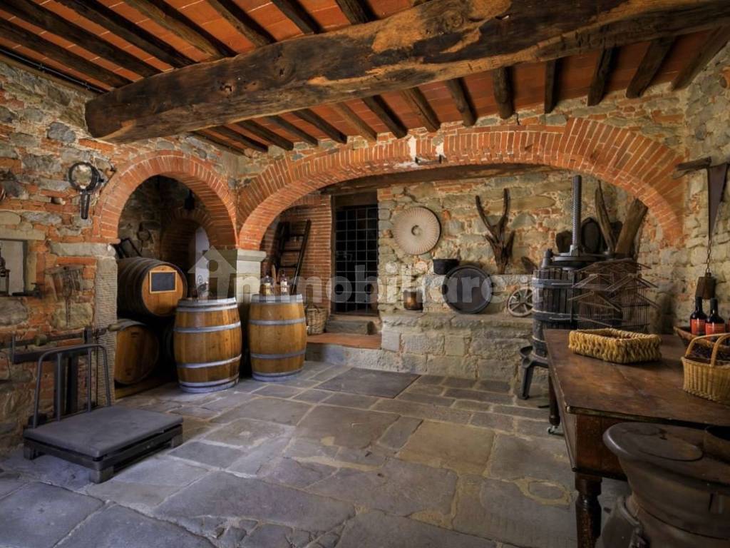 wine tasting area.jpg