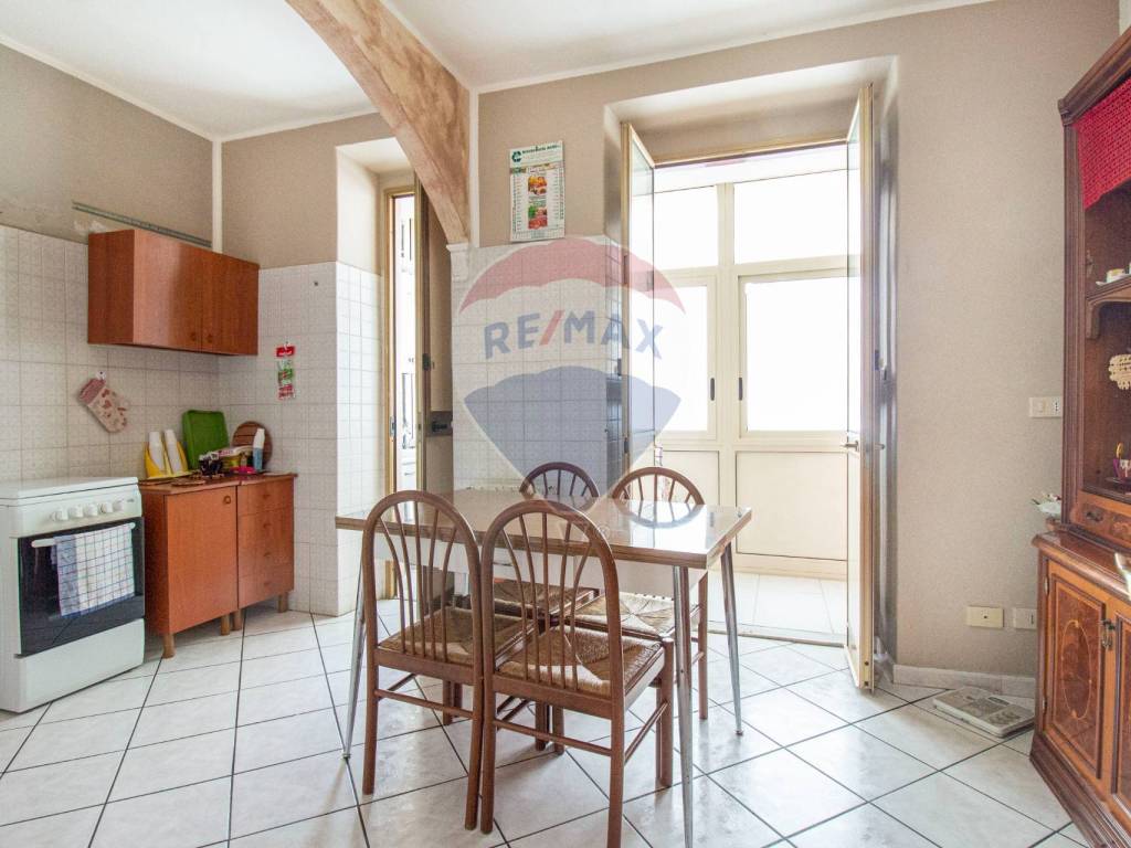 Vendita Appartamento in via Zuara 50. Motta Sant'Anastasia. Primo piano