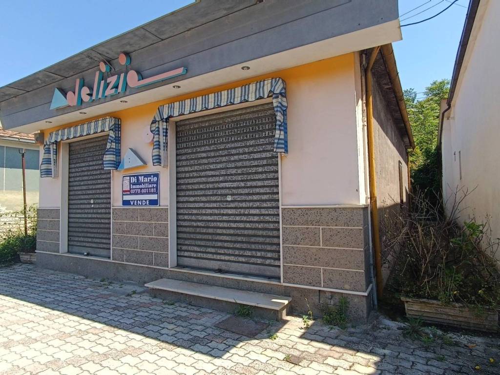 Locale commerciale via san francesco d'assisi 79, centro, ceccano