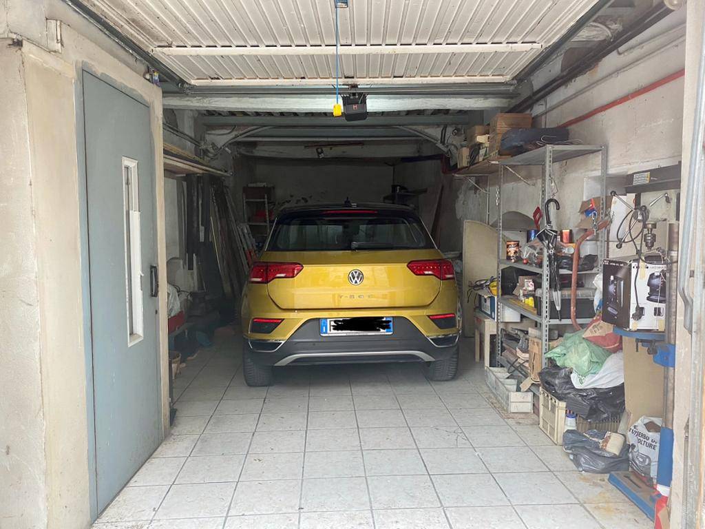 garage