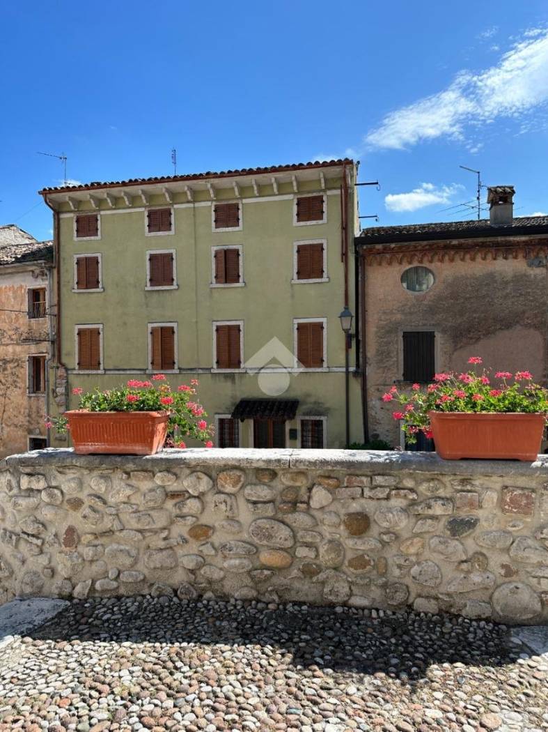 Casa indipendente in vendita a Lazise