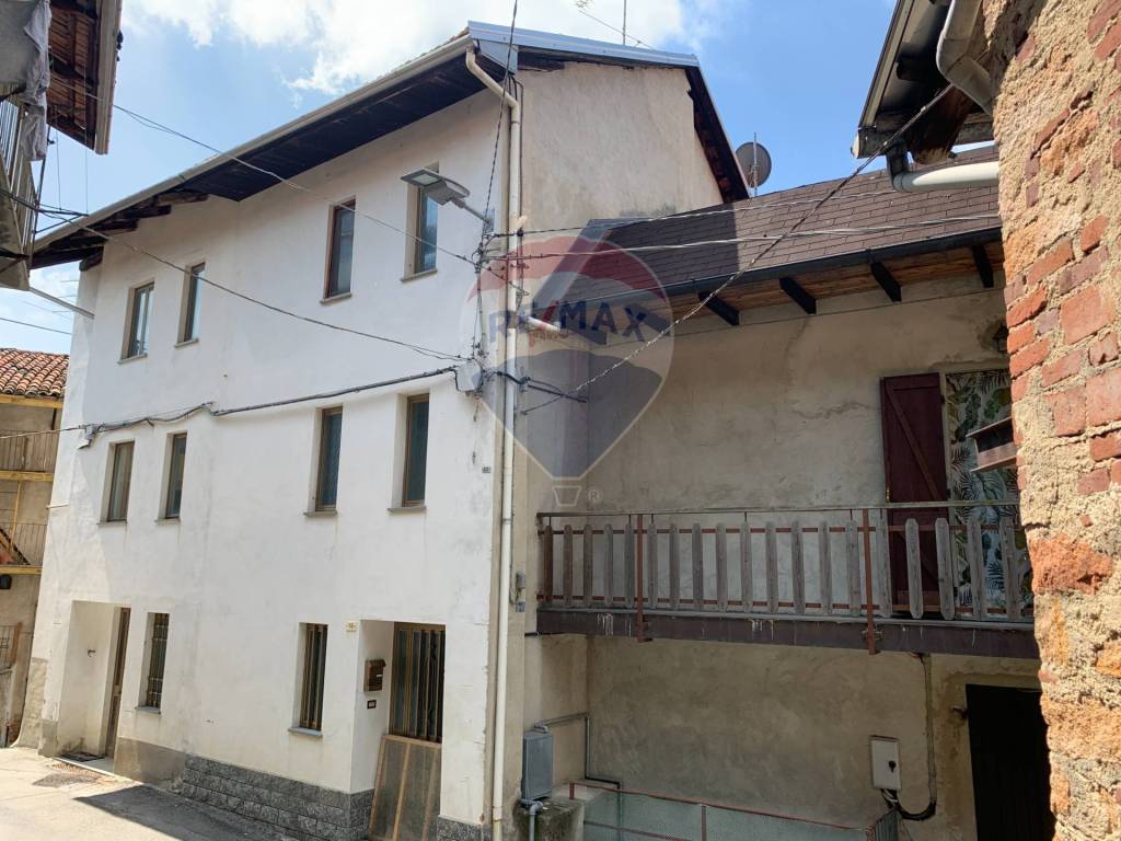Villa a schiera fraz. mulinengo 16, valdilana