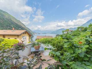 Lago Como Argegno Casa con Giardino, Terrazzi e Vista Lago rid-11