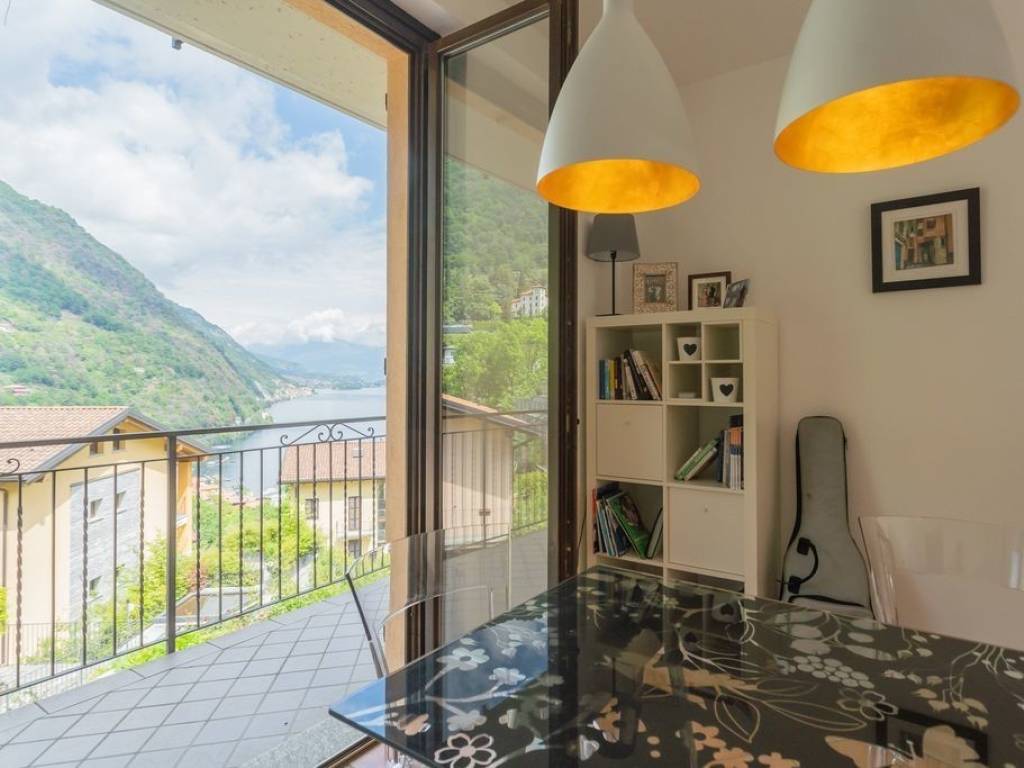 Lago Como Argegno Casa con Giardino, Terrazzi e Vista Lago rid-38