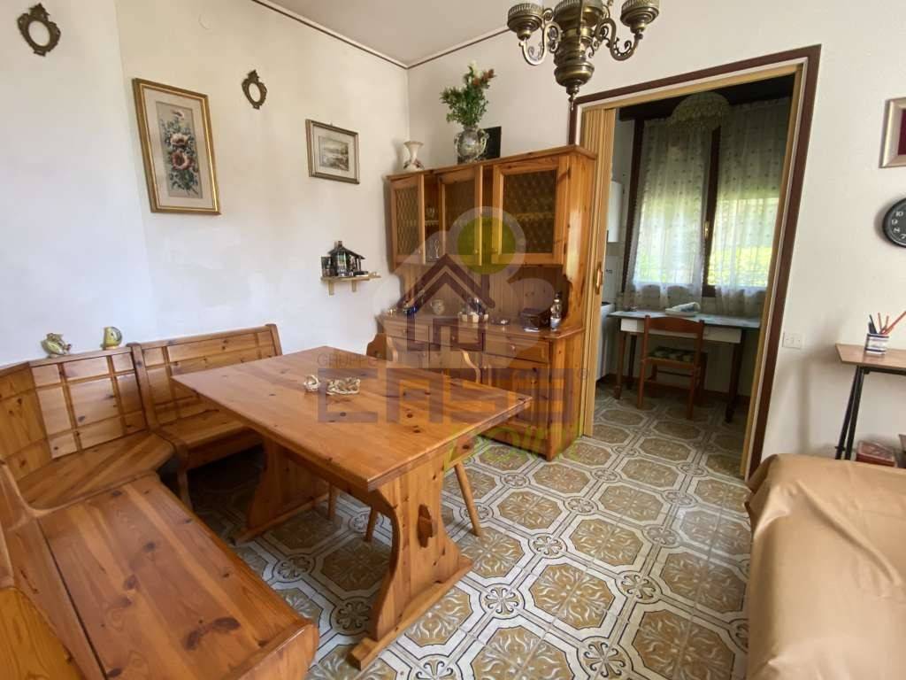 SALA DA PRANZO E CUCINA