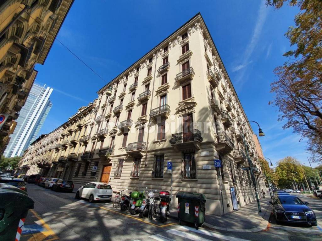 Vendita Appartamento Torino. Trilocale in via Sant'Antonio da Padova 2