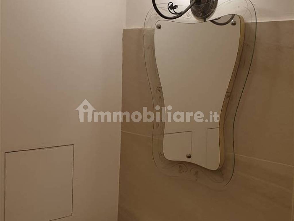 BAGNO LOCALE