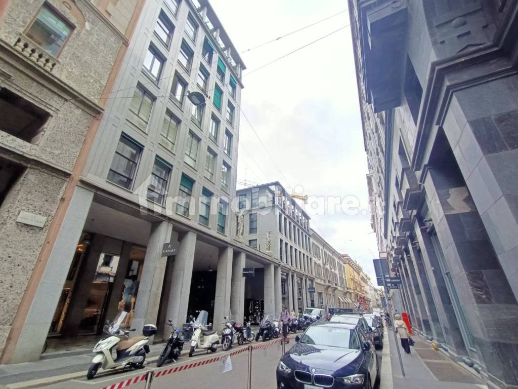Affitto Appartamento Milano. Bilocale in via Pietro Verri 3. Ottimo stato,  secondo piano, con balcone, riscaldamento centralizzato, rif. 104533499