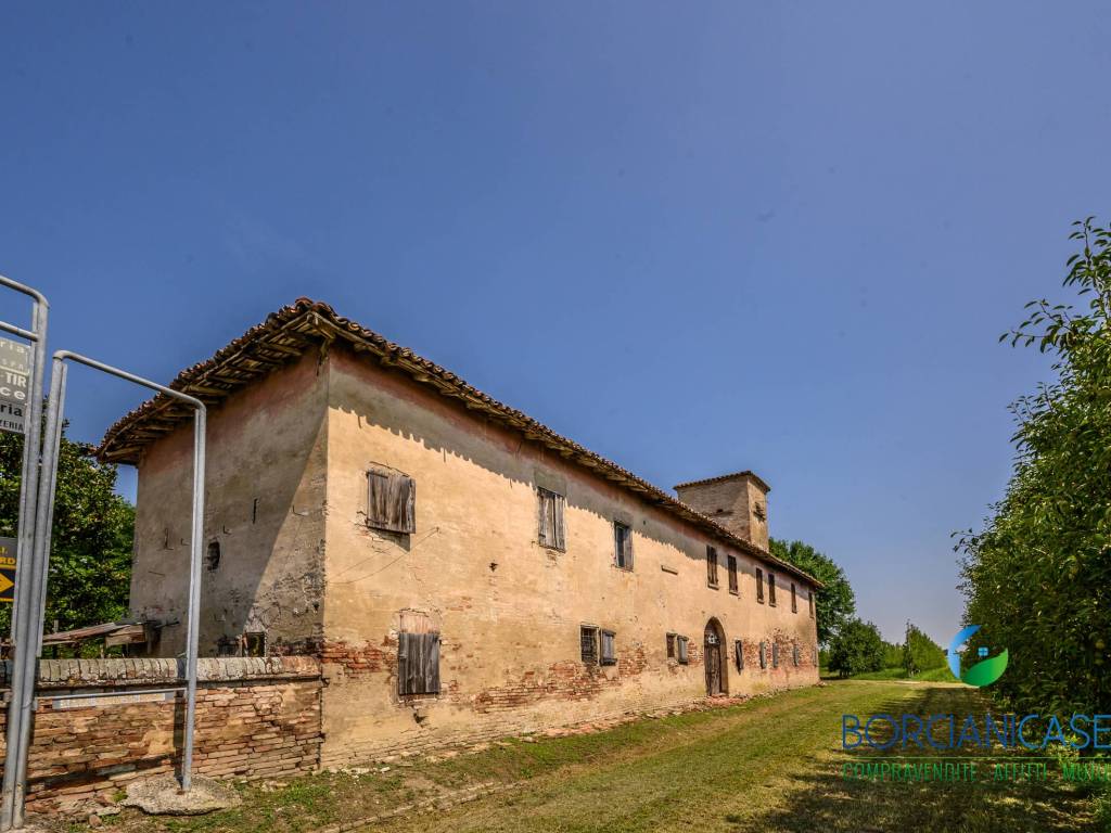 FACCIATA VILLA STORICA