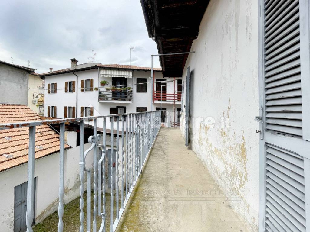 casa vendita soriso balcone