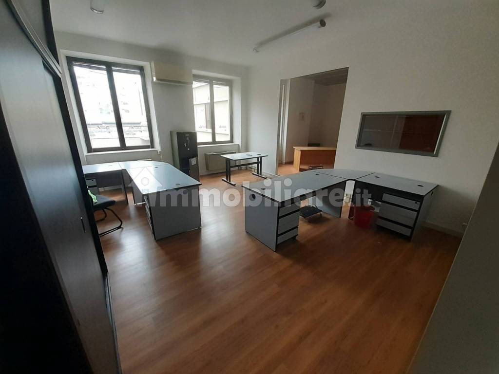 Ufficio Studio via Pietro Pomponazzi 9,