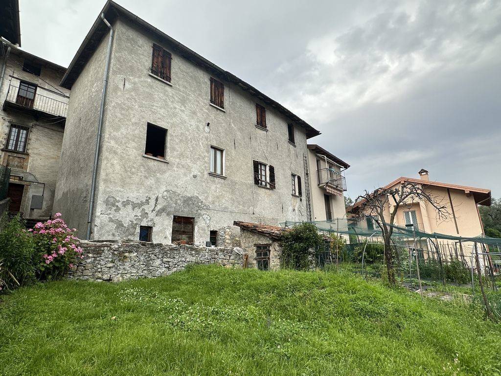 Lago Como Lenno Casa con Giardino e Vista Lago rid-2