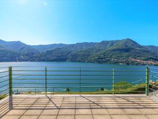 Villino di lago con vista lago