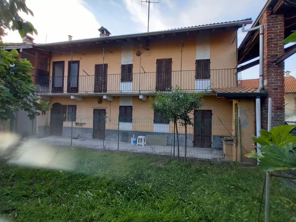 Villa unifamiliare via san nazzaro 21, biandrate