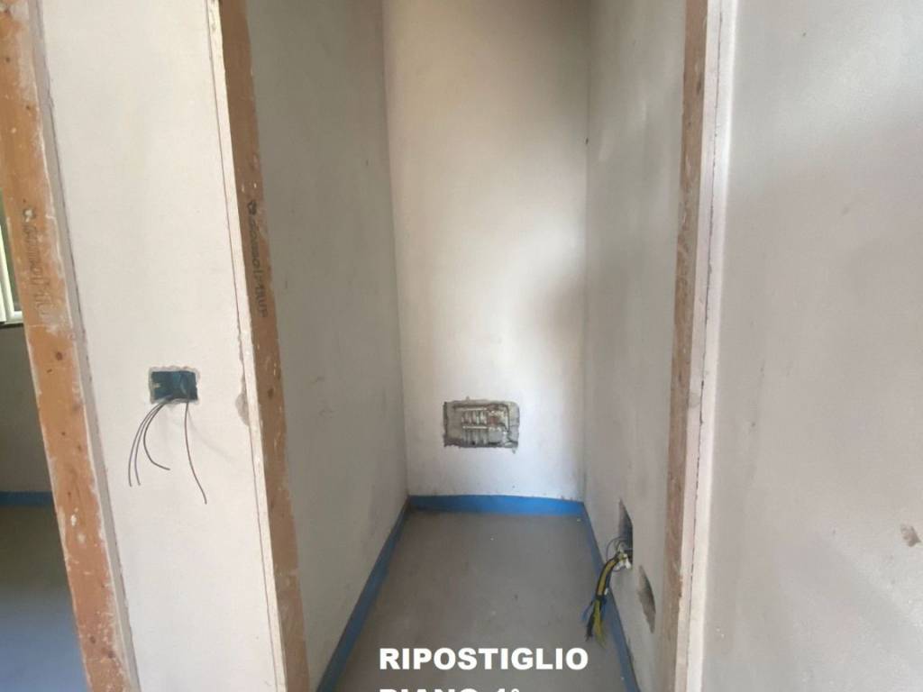 ripostiglio piano 1°