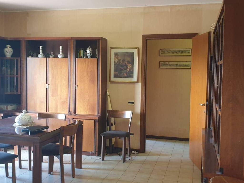 Salone
