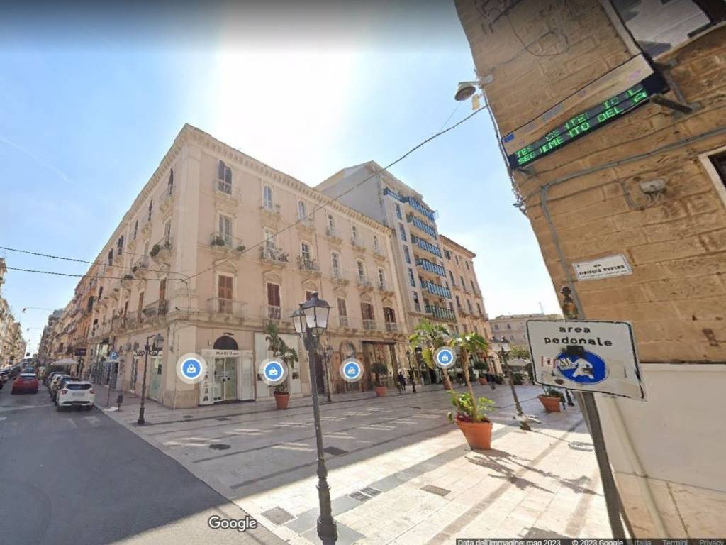 Vendita Appartamento Taranto. Trilocale in via Federico Di Palma. Da ristrutturare, terzo piano