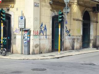 LOCALE_COMMERCIALE _BARI