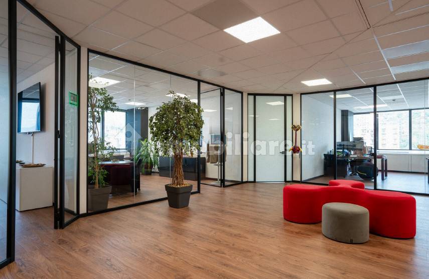 Ufficio Studio via de Marini 1, Genova, Rif. 104738249 Immobiliare.it