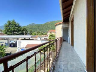 casa vendita crusinallo balcone