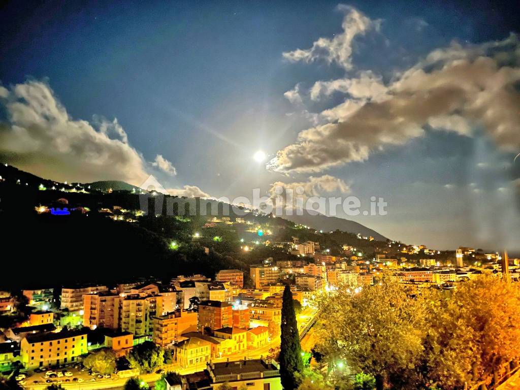 RECCO E LA LUNA PANOMARA