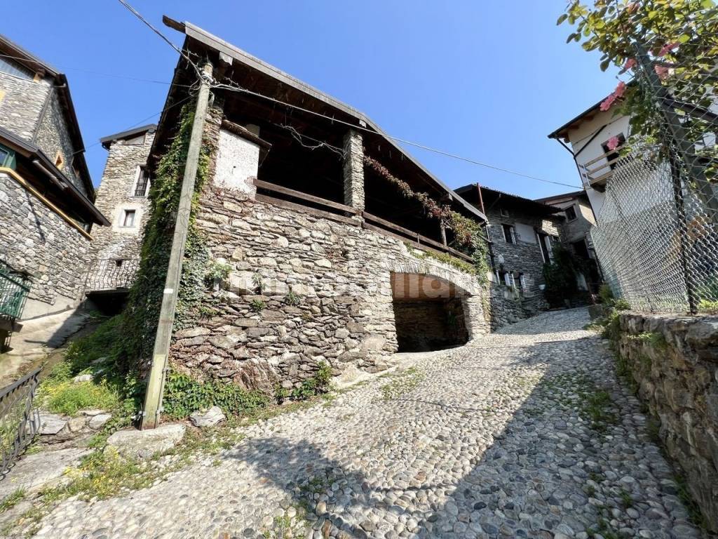 Domaso Proprietà Storica Lago Como Rif.C089 -2_rid