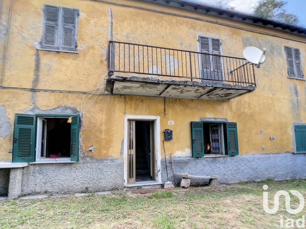 Villa unifamiliare località  marchesano 92, varese ligure