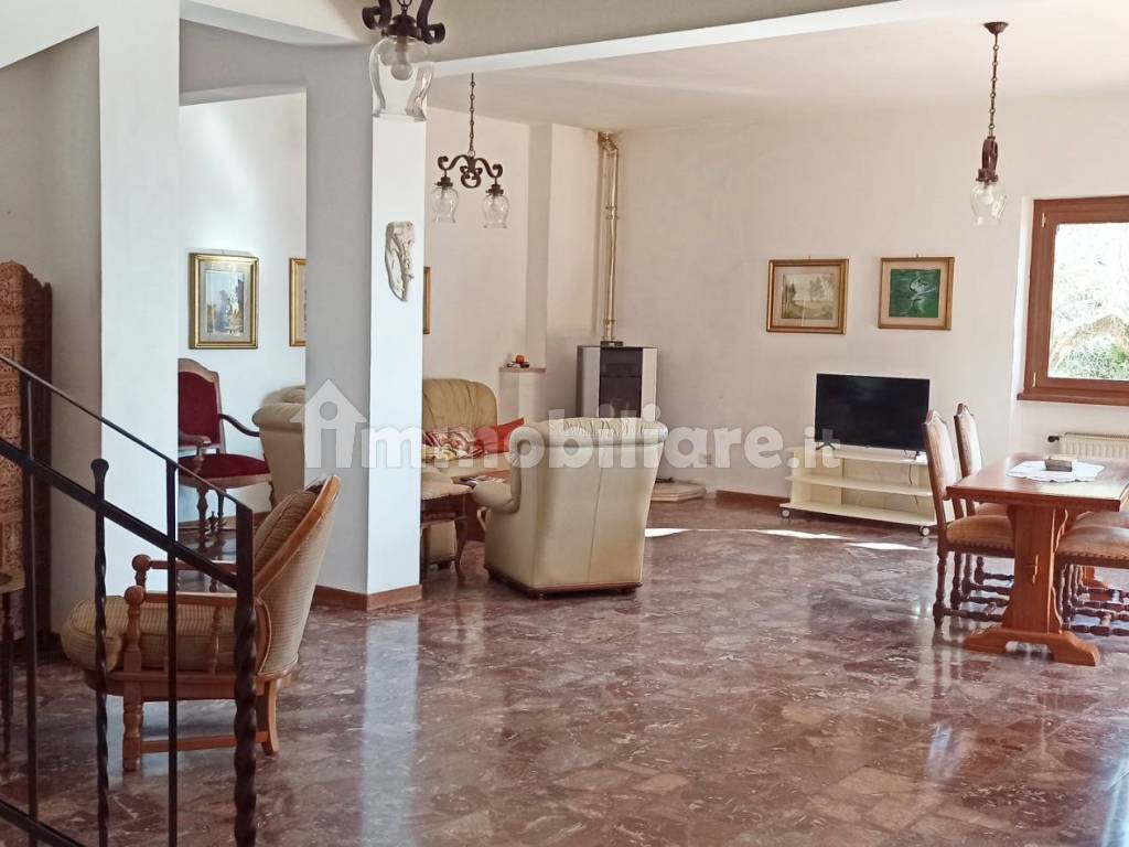 Via Beato Paolo Da Barletta Vendita Villa bifamiliare in via Beato Paolo Giustiniani 3 Monte Porzio