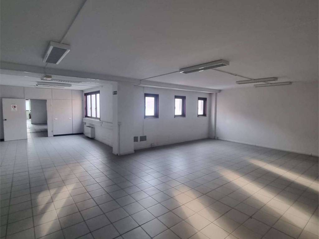 Ufficio - studio in affitto, modena est, modena
