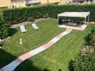 giardino con dehor