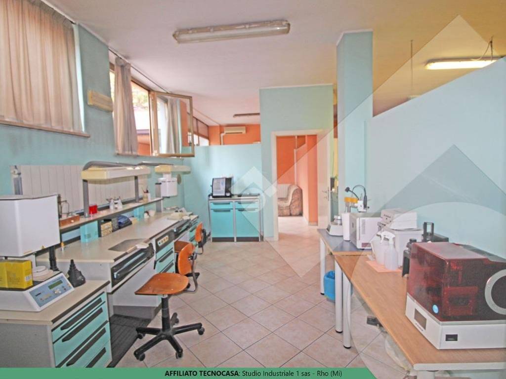 interno laboratorio Lainate.