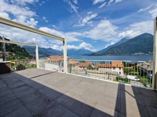 Foto - Si vende Quadrilocale con terrazzo, Lago di Como, Musso