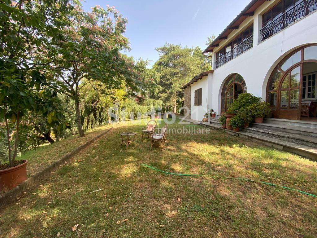 Villa in vendita a Castelfranco Piandisco