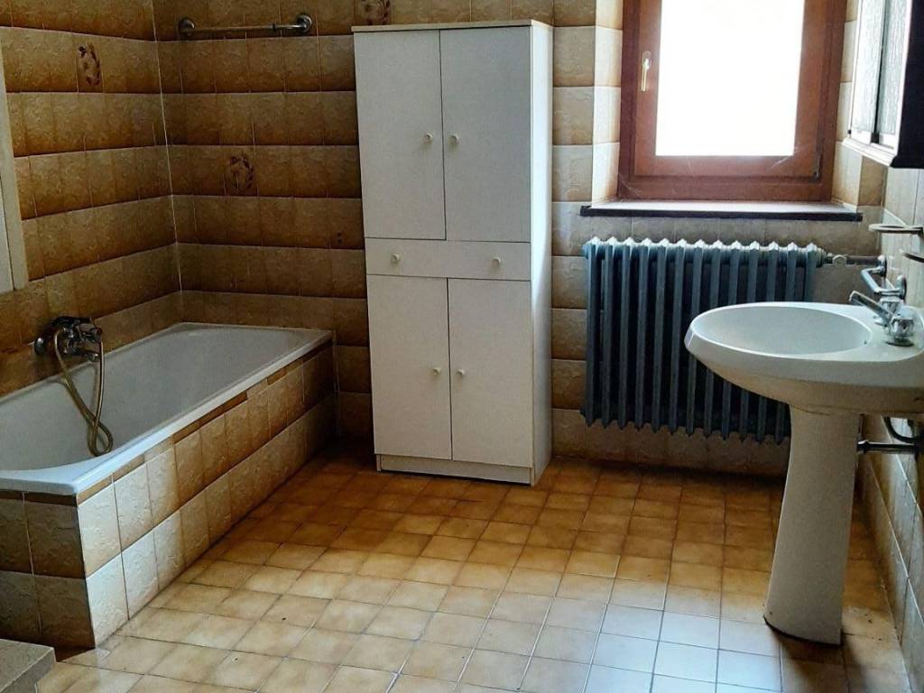 Bagno piano terra