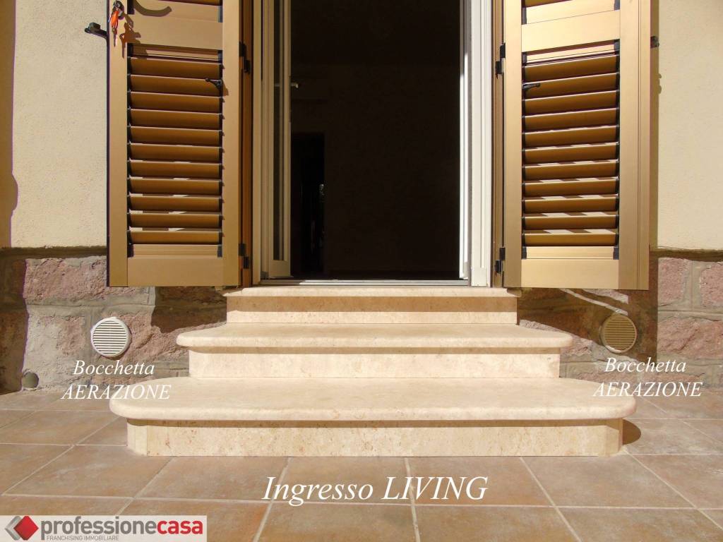 Ingresso LIVING