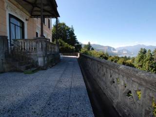 Villa d'epoca in vendita a Stresa - villa con vista lago